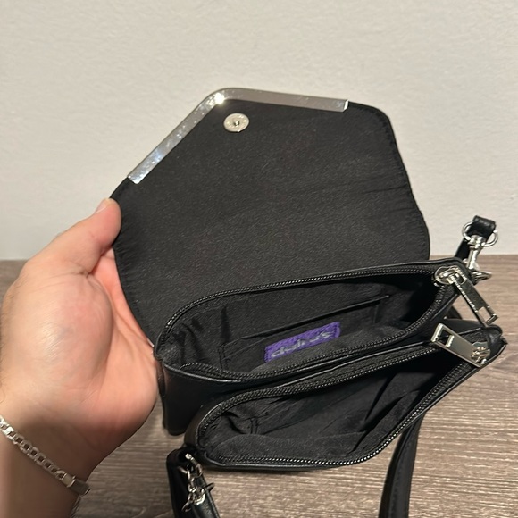 Claire’s mini side bag - Picture 2 of 5